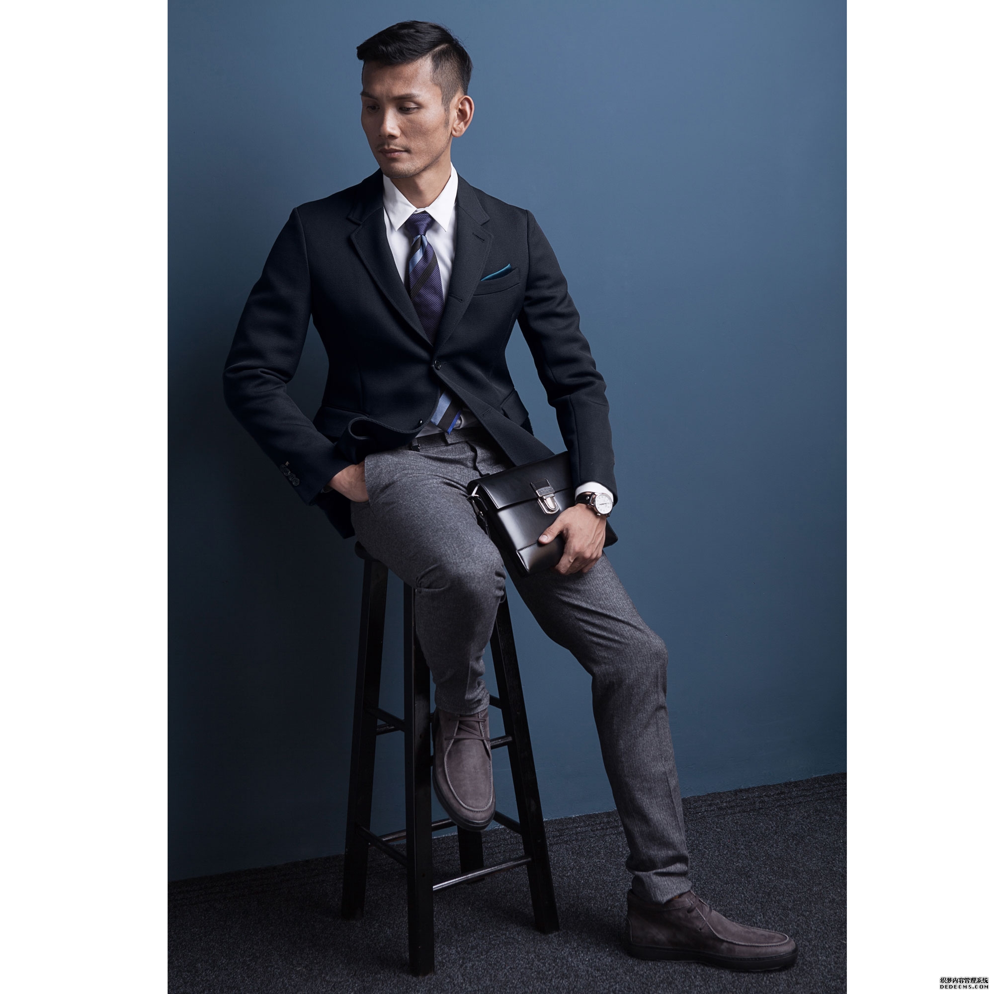 正规的意思正规的拼音、近义词、反义词、造句 - 汉语查